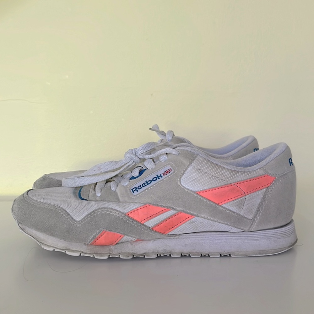 Reebok Sneakers